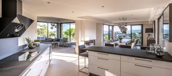 5 bedrooms Commercial property in Grimaud, France No. 38240 9