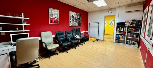 Imóvel comercial em Badalona, Spain 200 m² N.º 165650 16