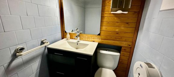 Imóvel comercial em Badalona, Spain 200 m² N.º 165650 26