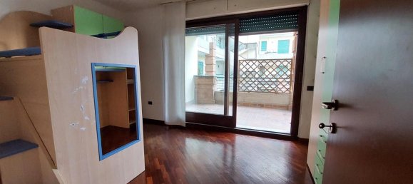 3-salle Appartement à Villasanta, Italy No. 149569 9