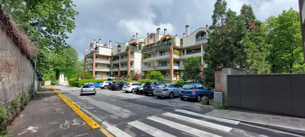 3-salle Appartement à Villasanta, Italy No. 149569