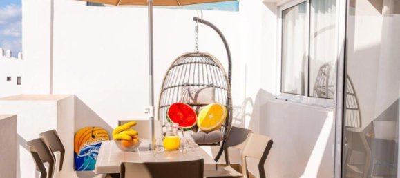 3 bedrooms Penthouse in Adeje, Spain No. 31698 9