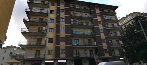5-salle Appartement à Avellino, Italy No. 303589 2