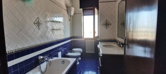 5-salle Appartement à Avellino, Italy No. 303589 13