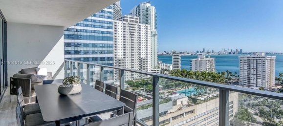 1 Schlafzimmer Gewerbliche Immobilien in Miami, USA, Nr. 615679 2