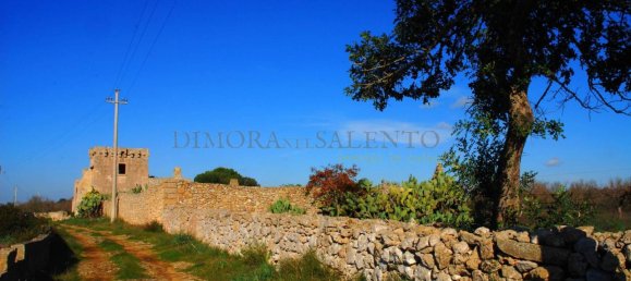 Casa de 5 habitaciónes en Presicce Acquarica, Italy No. 160075 2