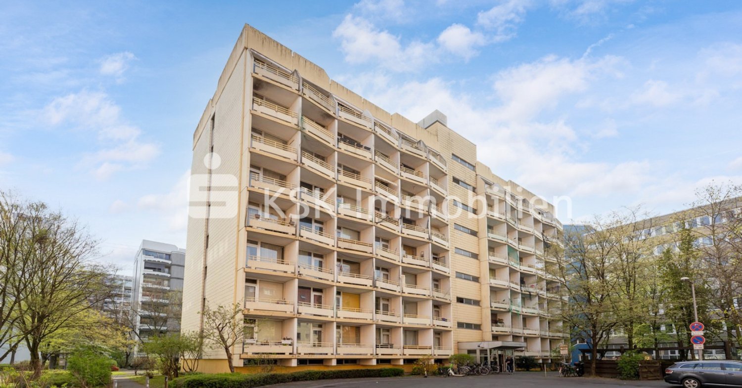 Studio in Cologne, Germany No. 172251