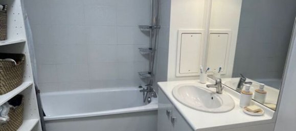 2 chambres Appartement à Bezons, France No. 172815 4