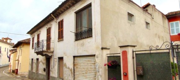8-Zimmer Haus in Cunico, Italy, Nr. 70016 2