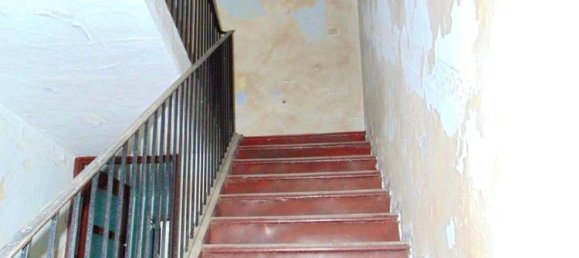 8-Zimmer Haus in Cunico, Italy, Nr. 70016 7