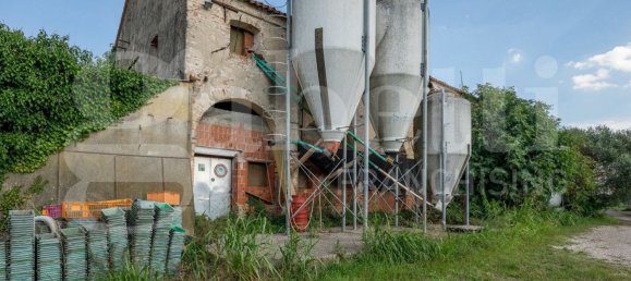 Almacén en Padua, Italy 600 m² No. 280393 3