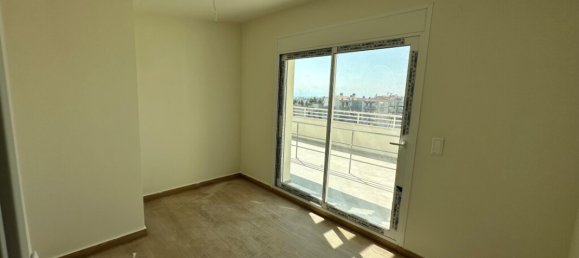 3 bedrooms Apartment in Thessaloniki, Greece No. 8357 11