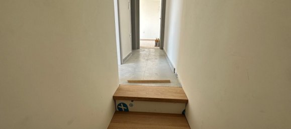 3 bedrooms Apartment in Thessaloniki, Greece No. 8357 10