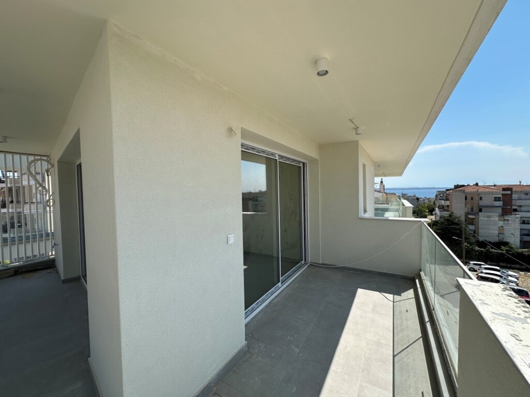 3 bedrooms Apartment in Thessaloniki, Greece No. 8357