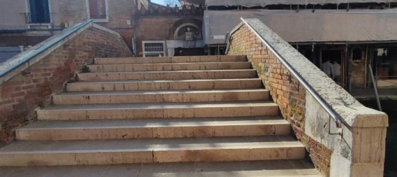 2 bedrooms Apartment in Venice, Italy No. 334887 13