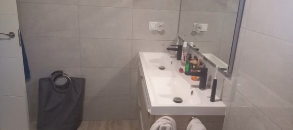 Casa de 3 dormitorios en València, Spain No. 137019 20