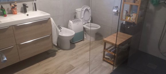 Casa de 3 dormitorios en València, Spain No. 137019 17