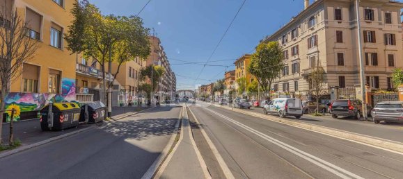 1 room Commercial property in Rome, Italy No. 293161 12