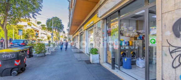 1 room Commercial property in Rome, Italy No. 293161 11
