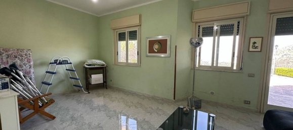 12-salle Maison à Carini, Italy No. 47548 45