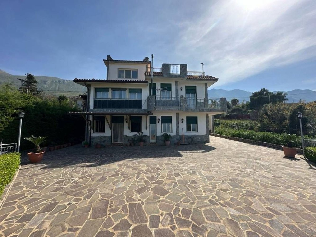 12-salle Maison à Carini, Italy No. 47548