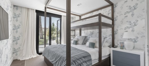 7 bedrooms Villa in Marbella, Spain No. 89531 20