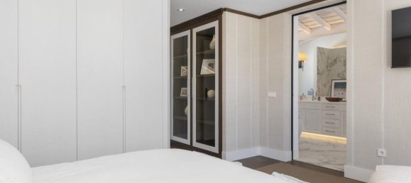 7 bedrooms Villa in Marbella, Spain No. 89531 27