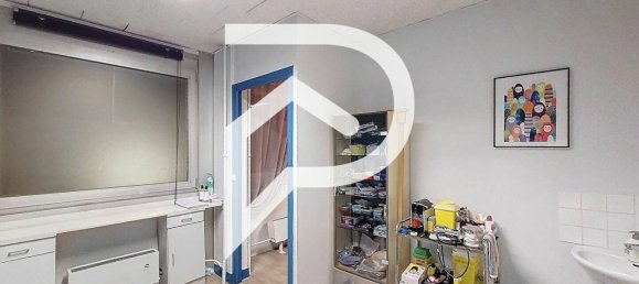 Bureau à Chartres, France 40m² No. 219586 3