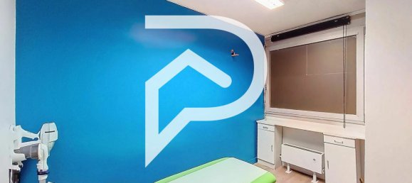 Bureau à Chartres, France 40m² No. 219586 7