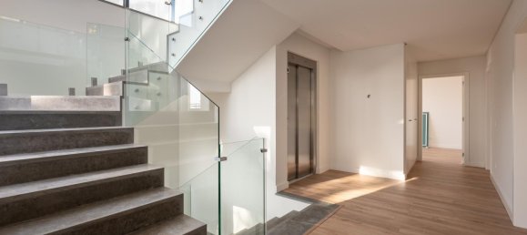 4 bedrooms Villa in Cascais, Portugal No. 113960 20