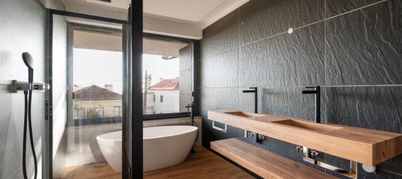 4 bedrooms Villa in Cascais, Portugal No. 113960 18