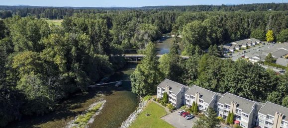 2 bedrooms Condo in British Columbia, Canada No. 1324 9