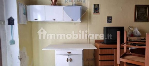 2 Schlafzimmer Haus in San Pietro Avellana, Italy, Nr. 237997 27