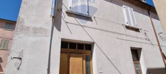 2 Schlafzimmer Haus in San Pietro Avellana, Italy, Nr. 237997 22