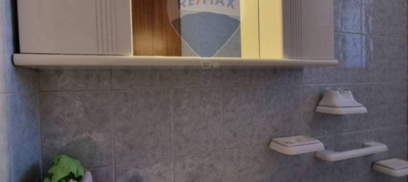 2 Schlafzimmer Haus in San Pietro Avellana, Italy, Nr. 237997 14