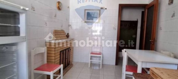 2 Schlafzimmer Haus in San Pietro Avellana, Italy, Nr. 237997 2