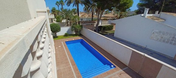 4 Schlafzimmer Villa in Cabo Roig, Spain, Nr. 184774 40