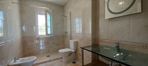 4 Schlafzimmer Villa in Cabo Roig, Spain, Nr. 184774 34