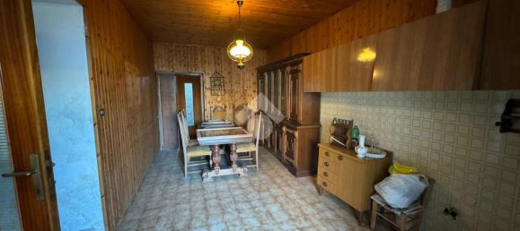 3 Schlafzimmer Haus in Avezzano, Italy, Nr. 90196 8