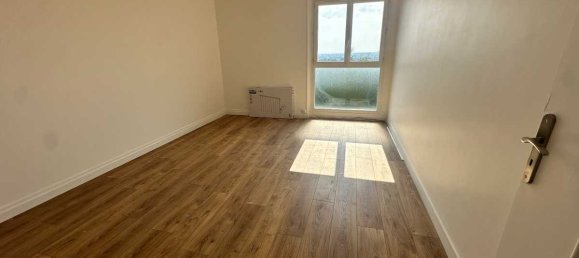 Studio in Rouen, France, Nr. 190912 2