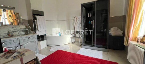 13 bedrooms House in Eure, France No. 356818 13