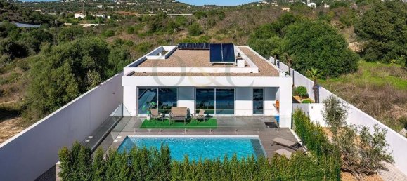 3 bedrooms Villa in Loule, Portugal No. 116002 5