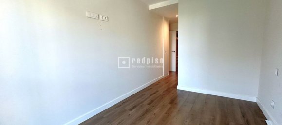 2 bedrooms Apartment in Madrid, Spain No. 166132 9