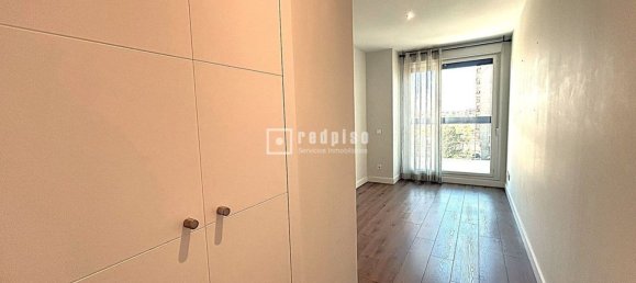 2 bedrooms Apartment in Madrid, Spain No. 166132 8