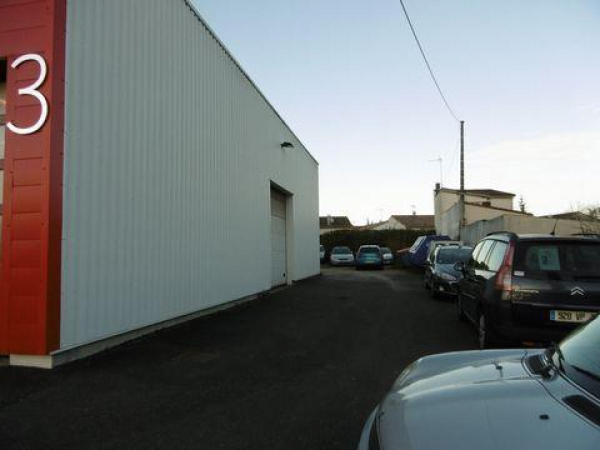 4 غرف نوم مصنع في Soyaux, France رقم 20278