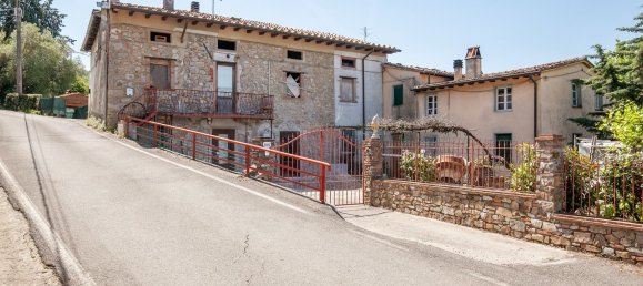 7 rooms House in Lucca, Italy No. 41510 2