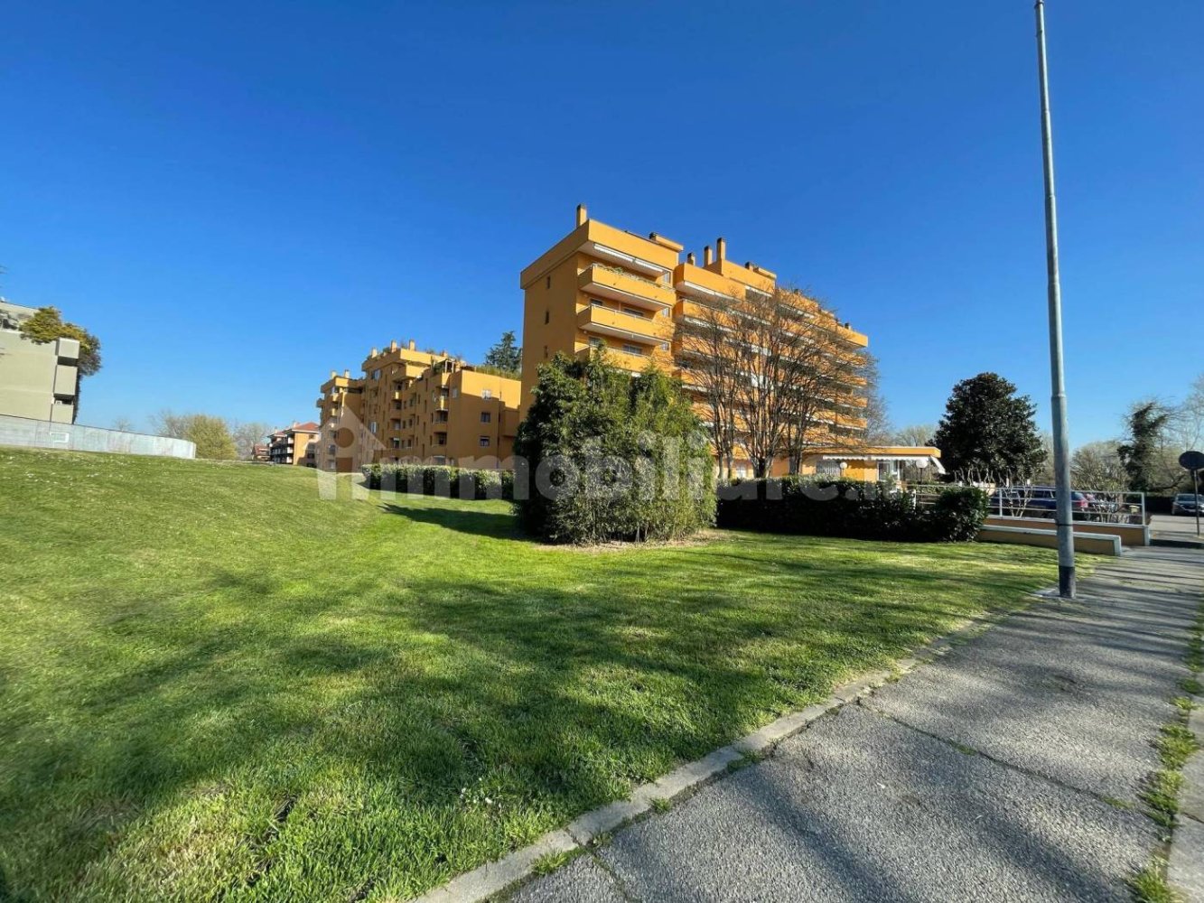 Квартира с 1 спальней в Пескьера Борромео, Италия № 152710