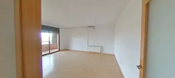 3 bedrooms Apartment in Lleida, Spain No. 144321 5