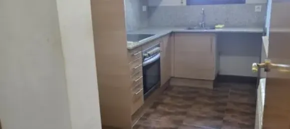 3 bedrooms Apartment in Lleida, Spain No. 144321 9