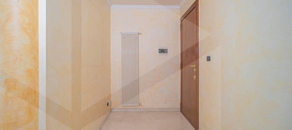 3-Zimmer Wohnung in Bari, Italy, Nr. 127953 2